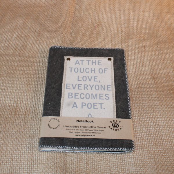 Handgemaakt beige canvas notitieboek met tekst van Plato