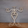 Brocante witte smeedijzeren kandelaar met 3 armen