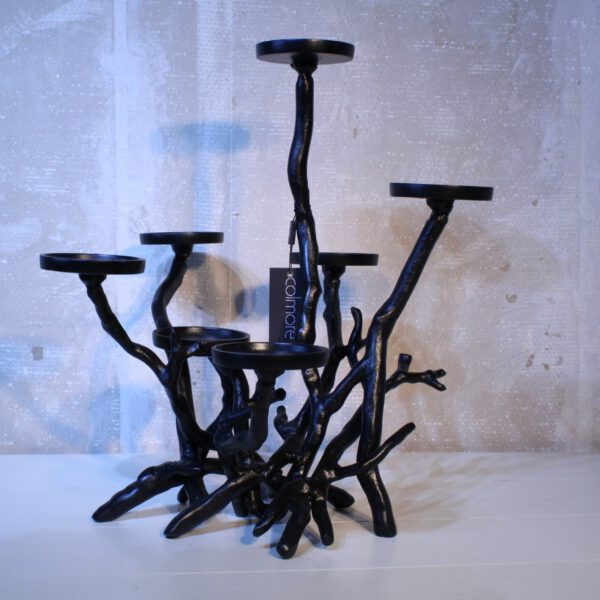 Kandelaar in takvorm van aluminium met 7 windlichten van glas