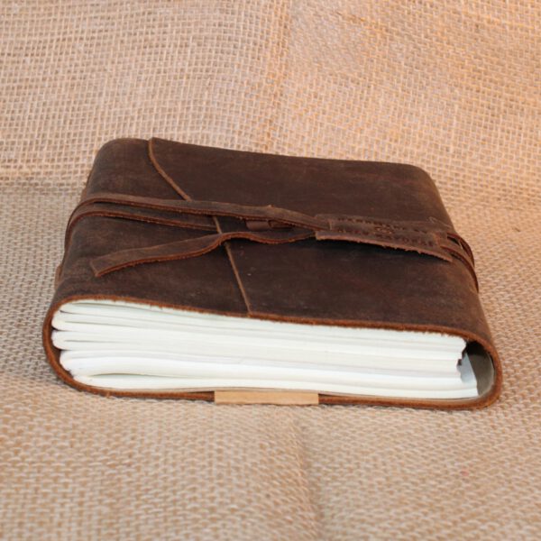 Notitieboek/dagboek/reisboek van Bahi leer M