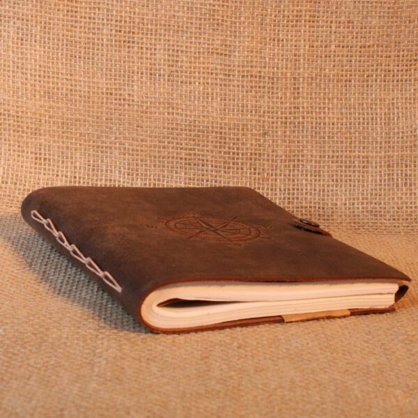 Notitieboek/dagboek/reisboek van Bahi leer