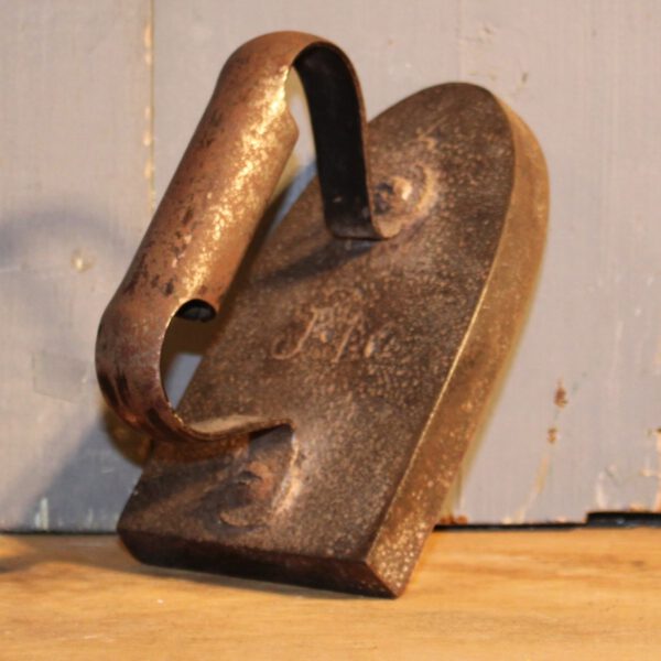 Vintage Frans strijkijzer.