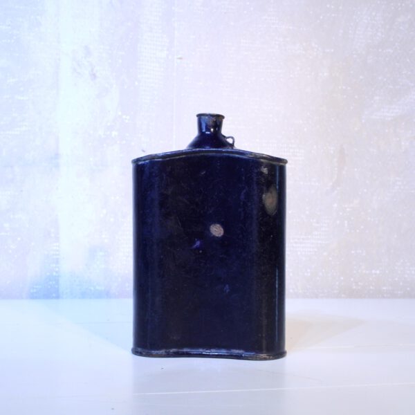 Blauwe geëmailleerde veldfles