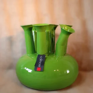 groene tulpenvaas met 7 tuitjes emaille