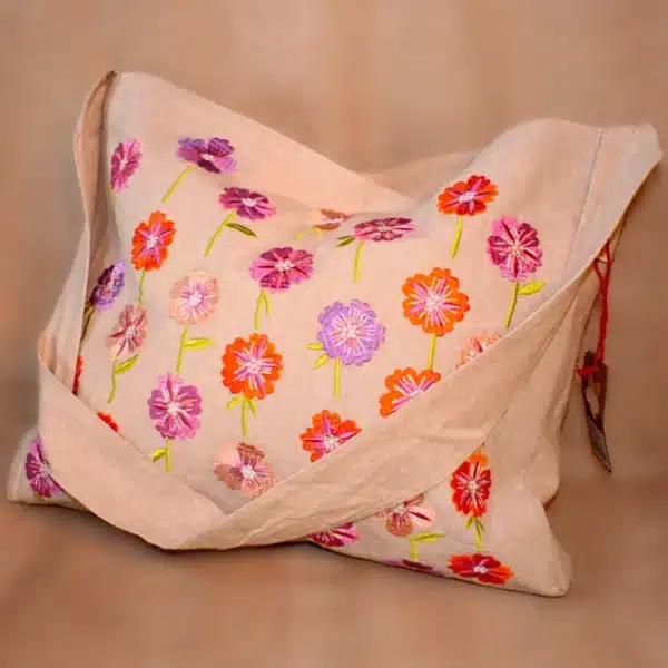 Shopper tas ecru met kleurrijke geborduurde bloemen