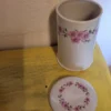 Brocante vintage badkamerset van Porcelaine de Paris in zeer goede staat