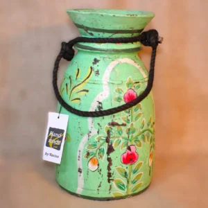 Melkpot met handbeschilderd bloemmotief uit India