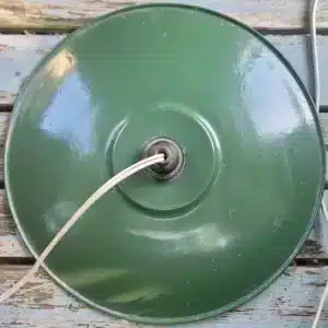lamp 2 buitenkant Franse brocante groene emaille schotellamp met fitting en oude draad